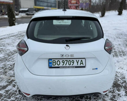 Белый Рено Зое, объемом двигателя 0 л и пробегом 12 тыс. км за 13400 $, фото 4 на Automoto.ua