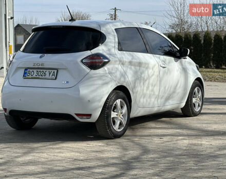 Белый Рено Зое, объемом двигателя 0 л и пробегом 25 тыс. км за 12300 $, фото 16 на Automoto.ua