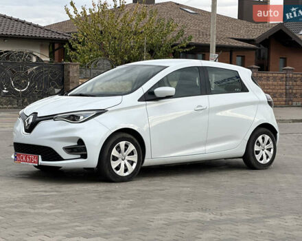 Белый Рено Зое, объемом двигателя 0 л и пробегом 106 тыс. км за 11300 $, фото 12 на Automoto.ua