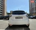 Белый Рено Зое, объемом двигателя 0 л и пробегом 12 тыс. км за 15300 $, фото 19 на Automoto.ua