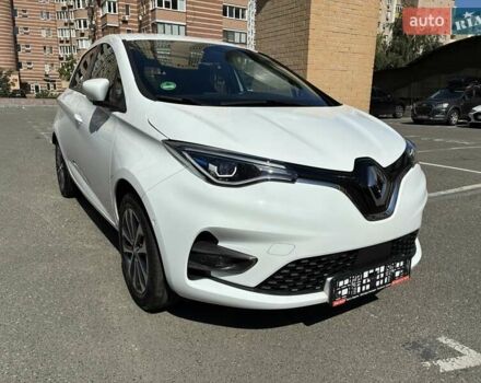Белый Рено Зое, объемом двигателя 0 л и пробегом 12 тыс. км за 15300 $, фото 6 на Automoto.ua