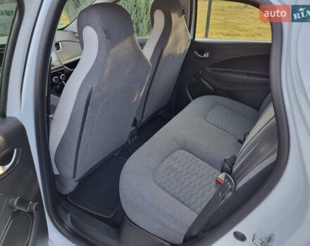 Белый Рено Зое, объемом двигателя 0 л и пробегом 34 тыс. км за 12250 $, фото 22 на Automoto.ua
