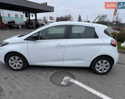 Белый Рено Зое, объемом двигателя 0 л и пробегом 56 тыс. км за 11999 $, фото 7 на Automoto.ua