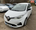 Белый Рено Зое, объемом двигателя 0 л и пробегом 88 тыс. км за 11700 $, фото 1 на Automoto.ua
