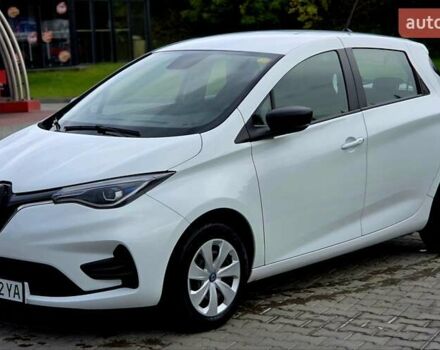 Белый Рено Зое, объемом двигателя 0 л и пробегом 151 тыс. км за 11000 $, фото 16 на Automoto.ua