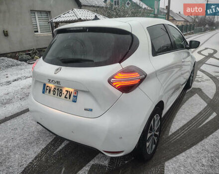 Белый Рено Зое, объемом двигателя 0 л и пробегом 50 тыс. км за 11999 $, фото 5 на Automoto.ua