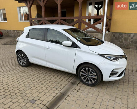 Белый Рено Зое, объемом двигателя 0 л и пробегом 7 тыс. км за 13250 $, фото 3 на Automoto.ua