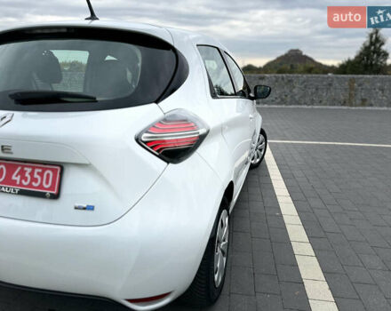 Рено Зое 2021 в Мукачеве на Automoto.ua Белый Рено Зое, объемом двигателя 0 л и пробегом 81 тыс. км за 11999 $, фото 10 на Automoto.ua