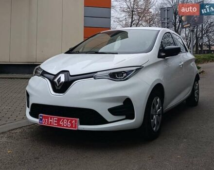 Белый Рено Зое, объемом двигателя 0 л и пробегом 82 тыс. км за 11600 $, фото 26 на Automoto.ua