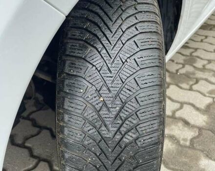 Белый Рено Зое, объемом двигателя 0 л и пробегом 58 тыс. км за 11996 $, фото 15 на Automoto.ua