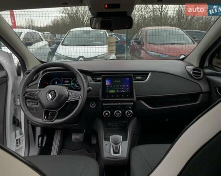 Білий Рено Зое, об'ємом двигуна 0 л та пробігом 124 тис. км за 11955 $, фото 37 на Automoto.ua