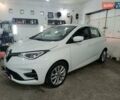 Белый Рено Зое, объемом двигателя 0 л и пробегом 130 тыс. км за 10350 $, фото 39 на Automoto.ua