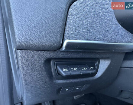 Белый Рено Зое, объемом двигателя 0 л и пробегом 81 тыс. км за 14200 $, фото 17 на Automoto.ua