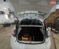 Белый Рено Зое, объемом двигателя 0 л и пробегом 102 тыс. км за 10999 $, фото 18 на Automoto.ua