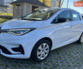 Белый Рено Зое, объемом двигателя 0 л и пробегом 86 тыс. км за 11800 $, фото 1 на Automoto.ua