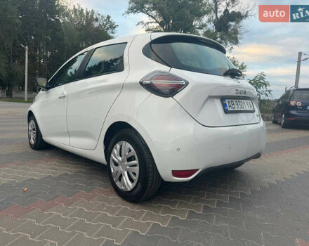 Белый Рено Зое, объемом двигателя 0 л и пробегом 38 тыс. км за 11900 $, фото 8 на Automoto.ua