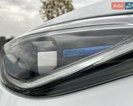 Рено Зое 2021 в Мукачеве на Automoto.ua Белый Рено Зое, объемом двигателя 0 л и пробегом 81 тыс. км за 11999 $, фото 66 на Automoto.ua