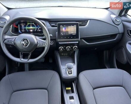 Рено Зое 2021 в Черновцах на Automoto.ua Белый Рено Зое, объемом двигателя 0 л и пробегом 70 тыс. км за 11999 $, фото 4 на Automoto.ua