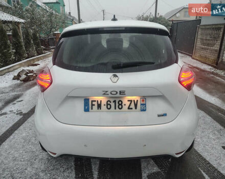 Белый Рено Зое, объемом двигателя 0 л и пробегом 50 тыс. км за 11999 $, фото 6 на Automoto.ua