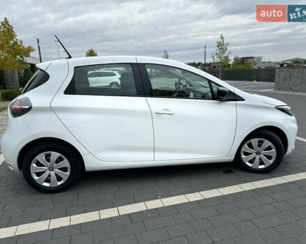 Рено Зое 2021 в Мукачеве на Automoto.ua Белый Рено Зое, объемом двигателя 0 л и пробегом 81 тыс. км за 11999 $, фото 11 на Automoto.ua