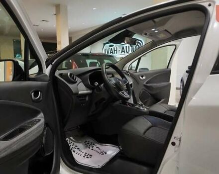Белый Рено Зое, объемом двигателя 0 л и пробегом 23 тыс. км за 14900 $, фото 6 на Automoto.ua
