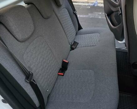 Белый Рено Зое, объемом двигателя 0 л и пробегом 16 тыс. км за 12999 $, фото 41 на Automoto.ua