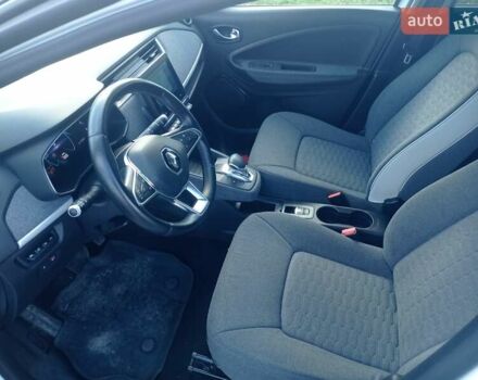 Белый Рено Зое, объемом двигателя 0 л и пробегом 110 тыс. км за 11625 $, фото 15 на Automoto.ua