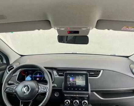 Белый Рено Зое, объемом двигателя 0 л и пробегом 58 тыс. км за 11996 $, фото 28 на Automoto.ua