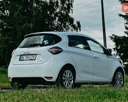 Белый Рено Зое, объемом двигателя 0 л и пробегом 36 тыс. км за 14200 $, фото 5 на Automoto.ua