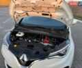 Белый Рено Зое, объемом двигателя 0 л и пробегом 20 тыс. км за 12950 $, фото 74 на Automoto.ua