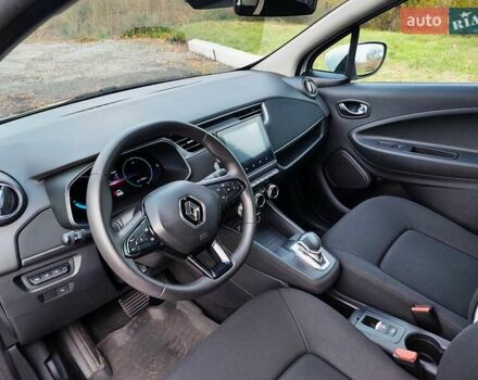 Белый Рено Зое, объемом двигателя 0 л и пробегом 73 тыс. км за 11100 $, фото 14 на Automoto.ua