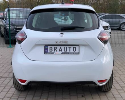 Белый Рено Зое, объемом двигателя 0 л и пробегом 90 тыс. км за 12999 $, фото 5 на Automoto.ua