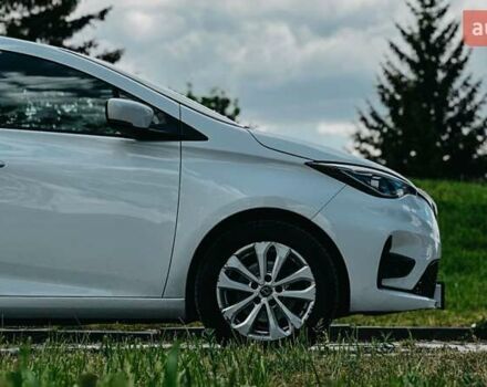 Белый Рено Зое, объемом двигателя 0 л и пробегом 36 тыс. км за 14200 $, фото 4 на Automoto.ua