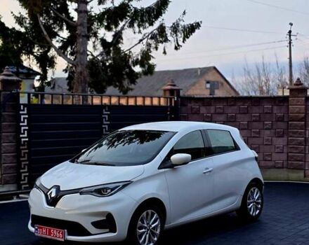 Белый Рено Зое, объемом двигателя 0 л и пробегом 16 тыс. км за 12999 $, фото 2 на Automoto.ua