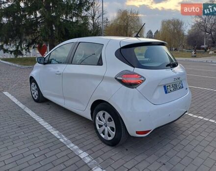 Белый Рено Зое, объемом двигателя 0 л и пробегом 62 тыс. км за 11500 $, фото 2 на Automoto.ua
