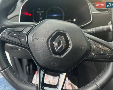 Белый Рено Зое, объемом двигателя 0 л и пробегом 38 тыс. км за 11900 $, фото 30 на Automoto.ua