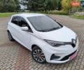 Белый Рено Зое, объемом двигателя 0 л и пробегом 92 тыс. км за 13600 $, фото 7 на Automoto.ua
