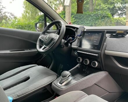 Белый Рено Зое, объемом двигателя 0 л и пробегом 34 тыс. км за 13990 $, фото 21 на Automoto.ua