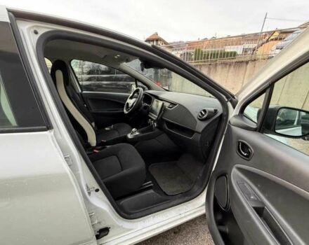 Білий Рено Зое, об'ємом двигуна 0 л та пробігом 157 тис. км за 9990 $, фото 10 на Automoto.ua