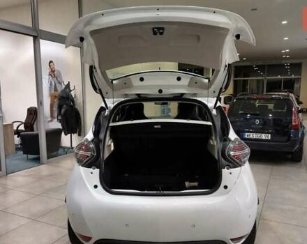 Белый Рено Зое, объемом двигателя 0 л и пробегом 23 тыс. км за 14900 $, фото 23 на Automoto.ua