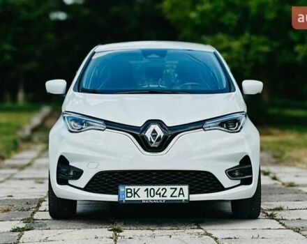 Белый Рено Зое, объемом двигателя 0 л и пробегом 36 тыс. км за 14200 $, фото 1 на Automoto.ua