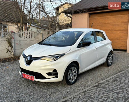 Белый Рено Зое, объемом двигателя 0 л и пробегом 29 тыс. км за 11999 $, фото 1 на Automoto.ua