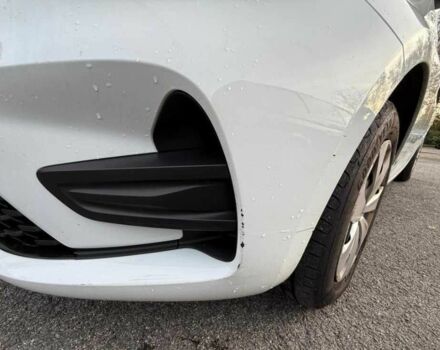 Білий Рено Зое, об'ємом двигуна 0 л та пробігом 157 тис. км за 9990 $, фото 20 на Automoto.ua
