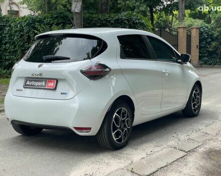 Белый Рено Зое, объемом двигателя 0 л и пробегом 34 тыс. км за 13990 $, фото 5 на Automoto.ua