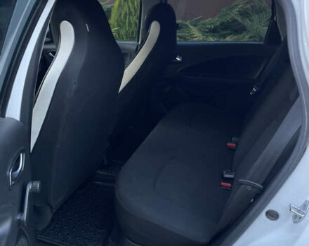 Рено Зое 2021 у Хмельницькому на Automoto.ua Білий Рено Зое, об'ємом двигуна 0 л та пробігом 76 тис. км за 11000 $, фото 17 на Automoto.ua