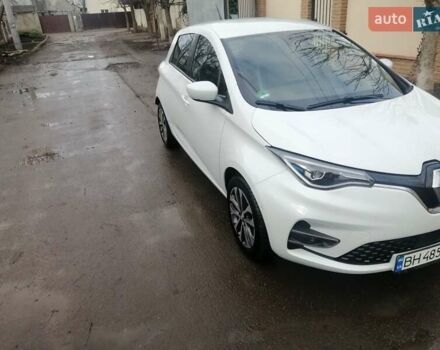 Білий Рено Зое, об'ємом двигуна 0 л та пробігом 9 тис. км за 20900 $, фото 3 на Automoto.ua