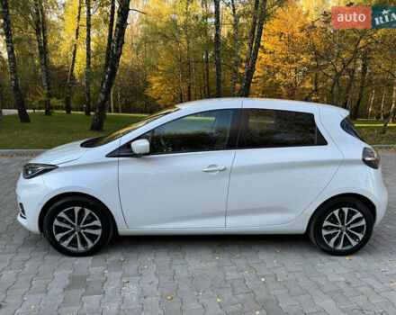 Белый Рено Зое, объемом двигателя 0 л и пробегом 33 тыс. км за 13800 $, фото 1 на Automoto.ua