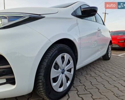 Білий Рено Зое, об'ємом двигуна 0 л та пробігом 30 тис. км за 12900 $, фото 8 на Automoto.ua