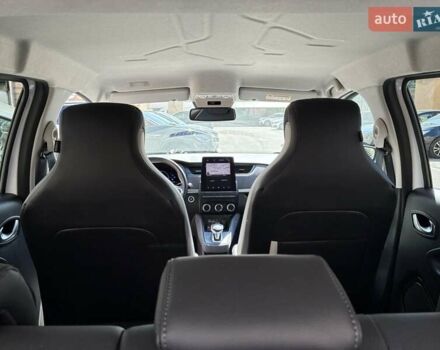 Белый Рено Зое, объемом двигателя 0 л и пробегом 12 тыс. км за 15300 $, фото 61 на Automoto.ua