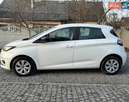 Белый Рено Зое, объемом двигателя 0 л и пробегом 29 тыс. км за 11999 $, фото 2 на Automoto.ua